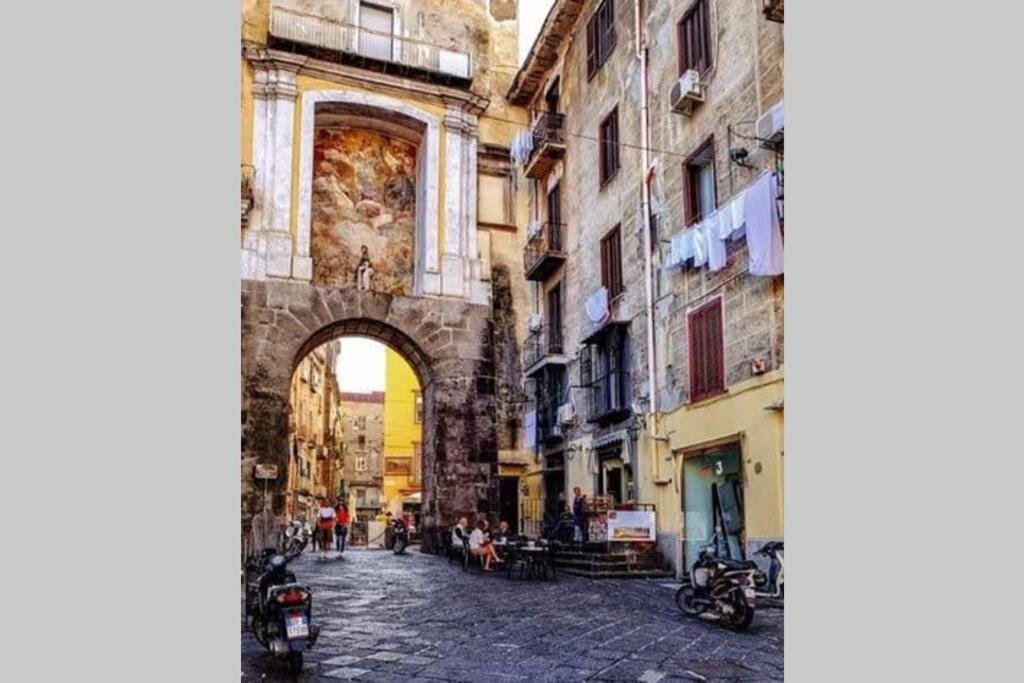 Napoli Centro Storico Un Passo Da San Gennaro Apartment Exterior photo